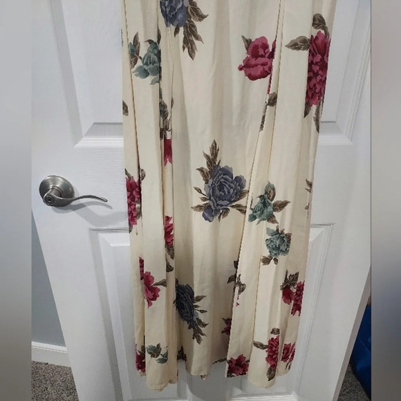Vintage En Focus Cream Floral Sleeveless Maxi Dress in Size 13/14 - Picture 4 of 13